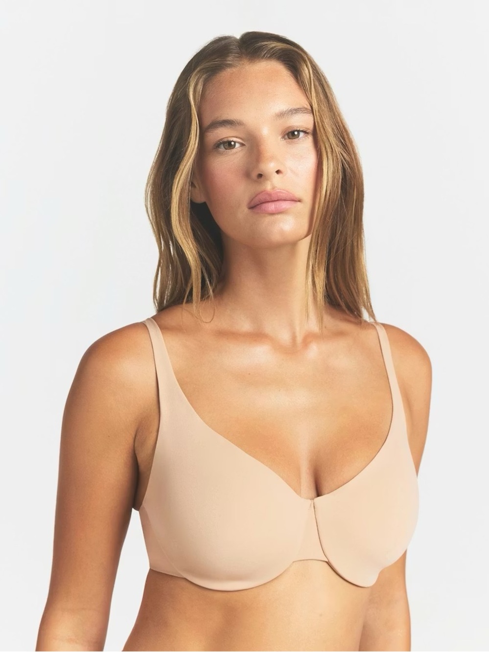 SKIMS Smoothing Intimates Lightly Lined Full Coverage Bra - Color: CLAY